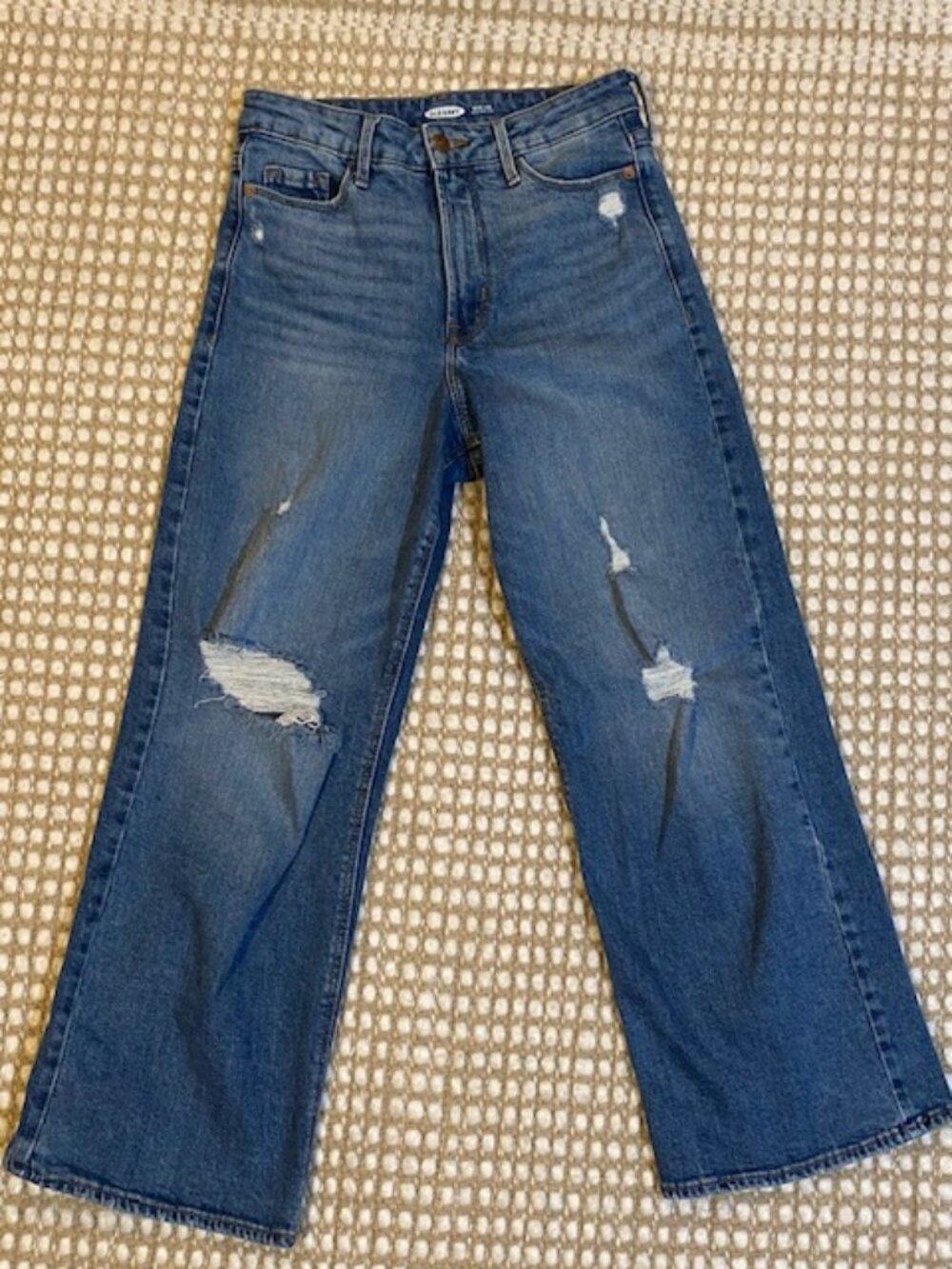 Old Navy Wide Leg Extra High Rise Distressed Jeans - Size 4